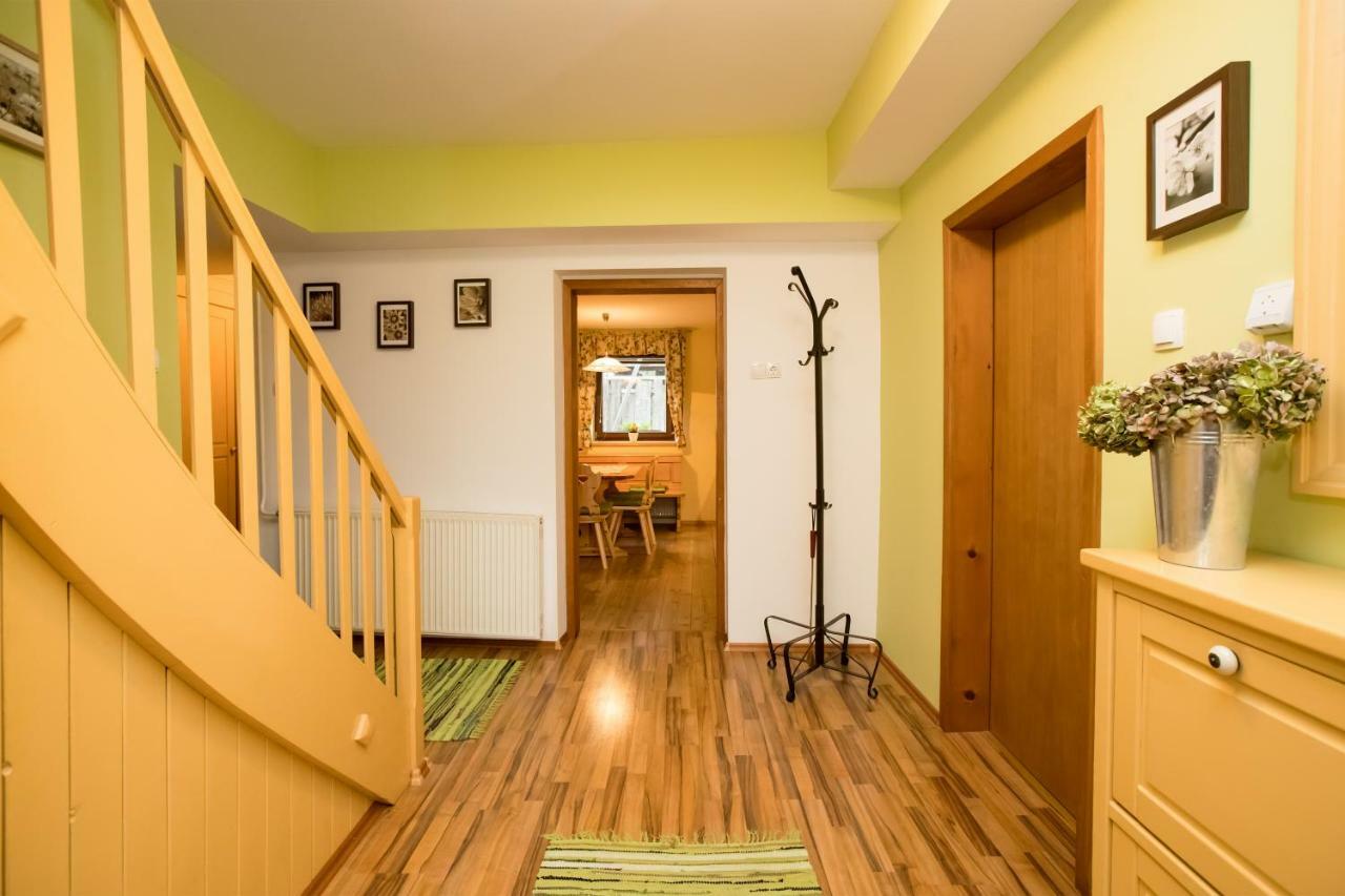 Apartma Pr Gatej ボーヒニ エクステリア 写真