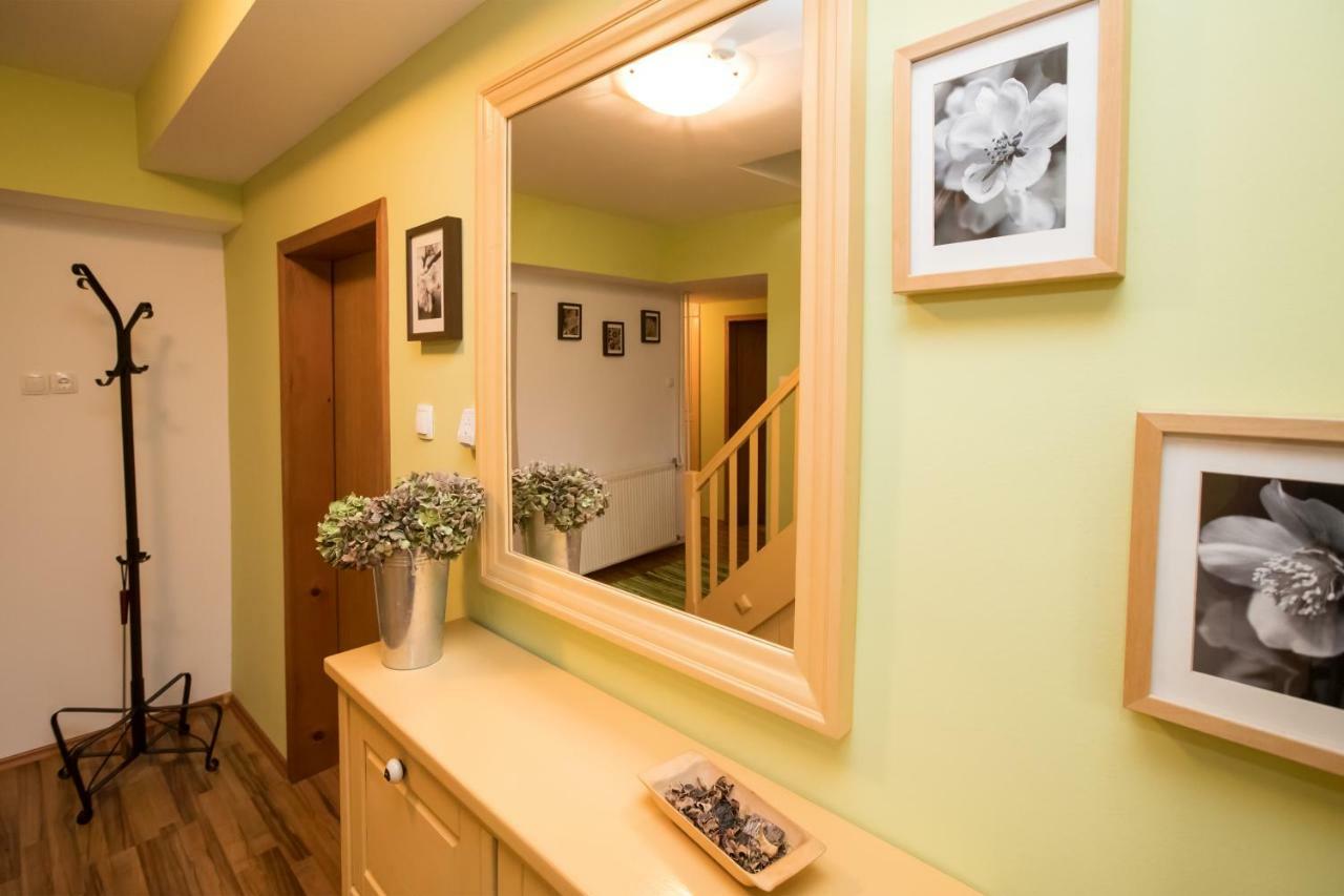 Apartma Pr Gatej ボーヒニ エクステリア 写真
