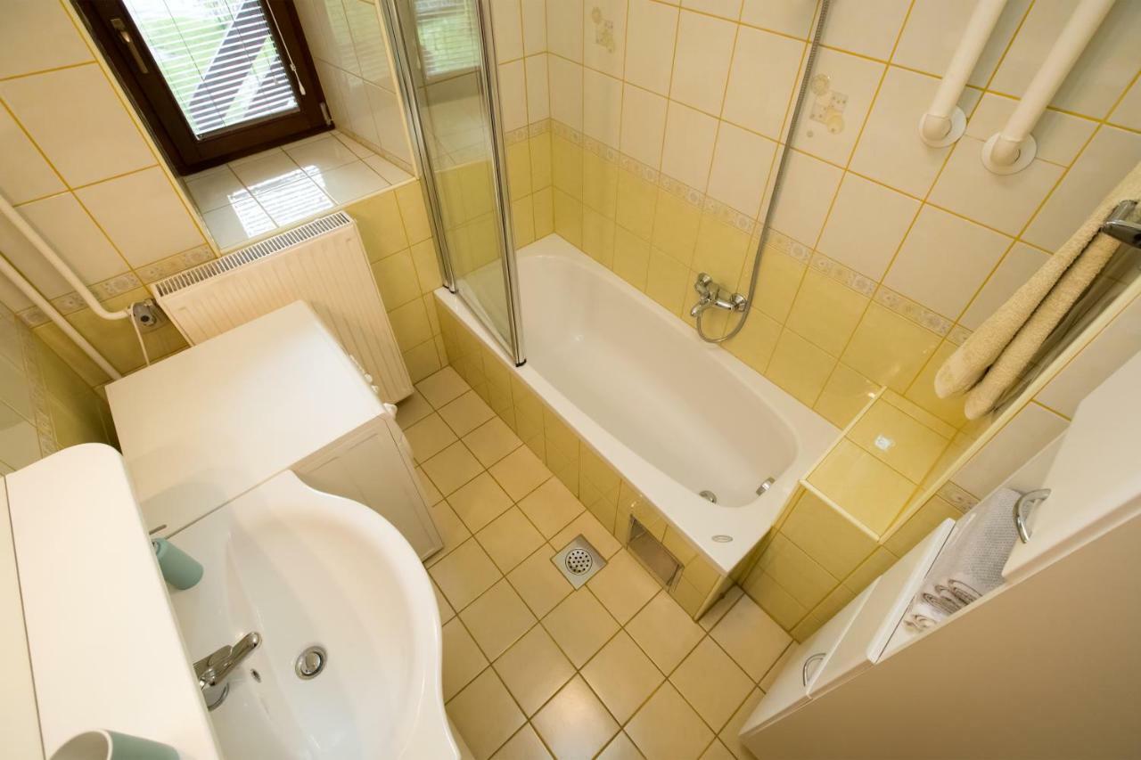 Apartma Pr Gatej ボーヒニ エクステリア 写真