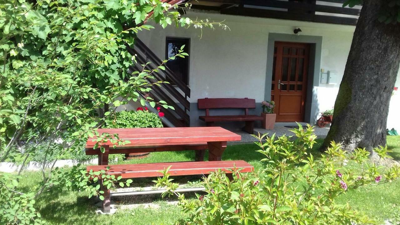 Apartma Pr Gatej ボーヒニ エクステリア 写真